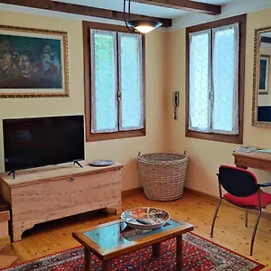 https://accogliente-appartamento-con-ampio-giardino.hotelinveneto.com