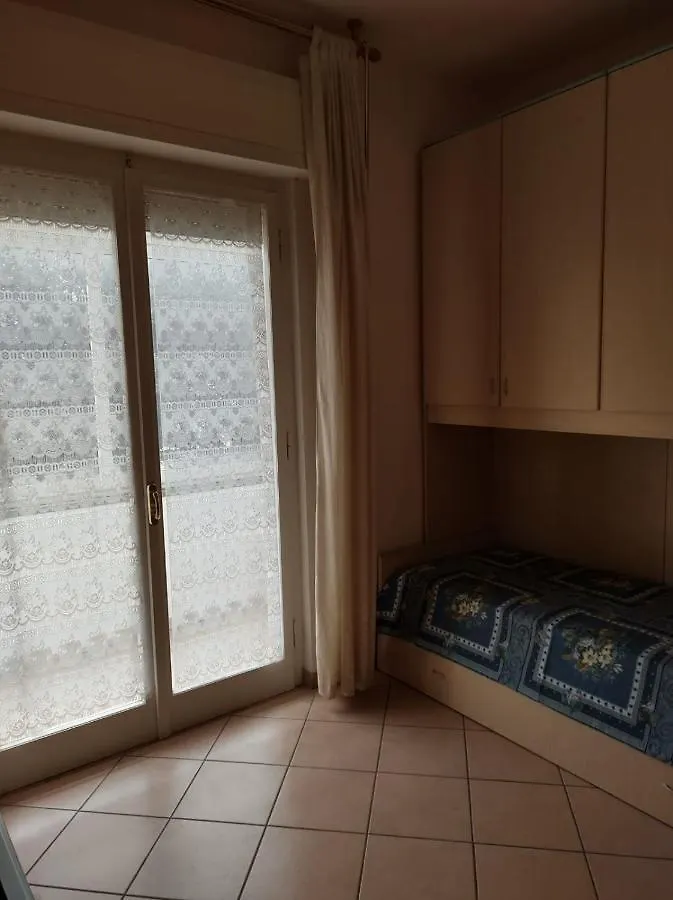 Apartment Appartamento San Vincenzo